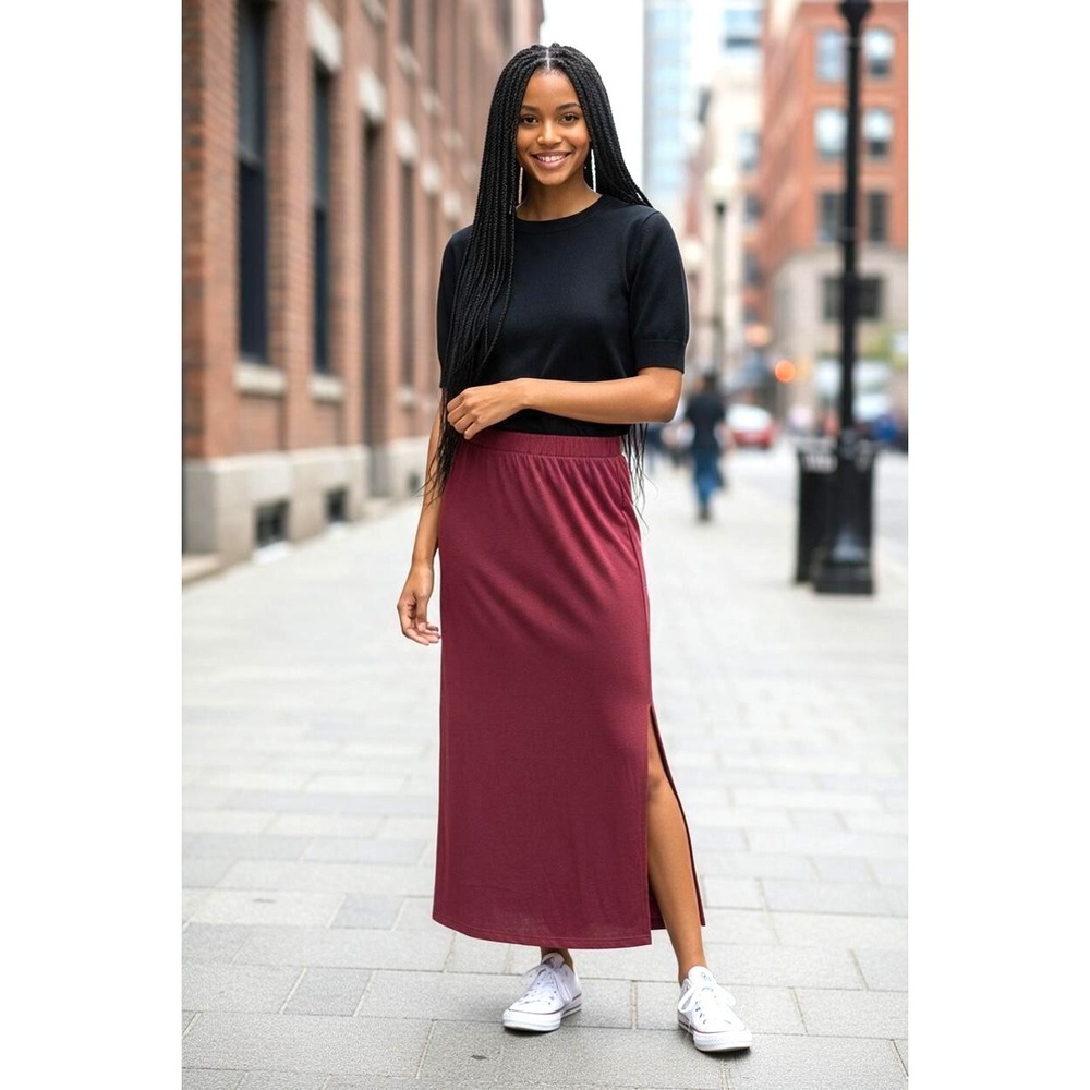 (F-156)Dennis Basso Luxe Sweater Knit Long Skirt Wine Small NWT QVC Side Slit